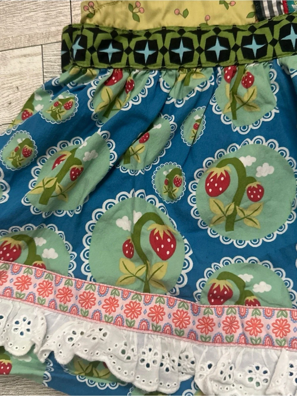 Matilda Jane size 4 Love Bug Strawberry Knot Top Wonderful Parade